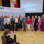 poloniści podczas konkursu ortograficznego