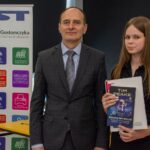 uczestnicy, opiekunowie i organizatorzy konkursu Cyborg