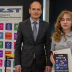 uczestnicy, opiekunowie i organizatorzy konkursu Cyborg